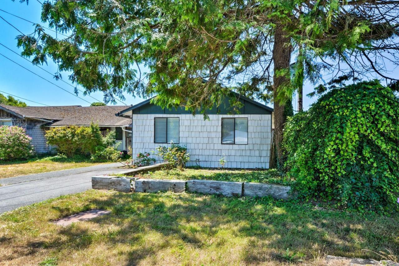 Smith River Vintage Cabin Oceanfront Deck And Views Екстериор снимка