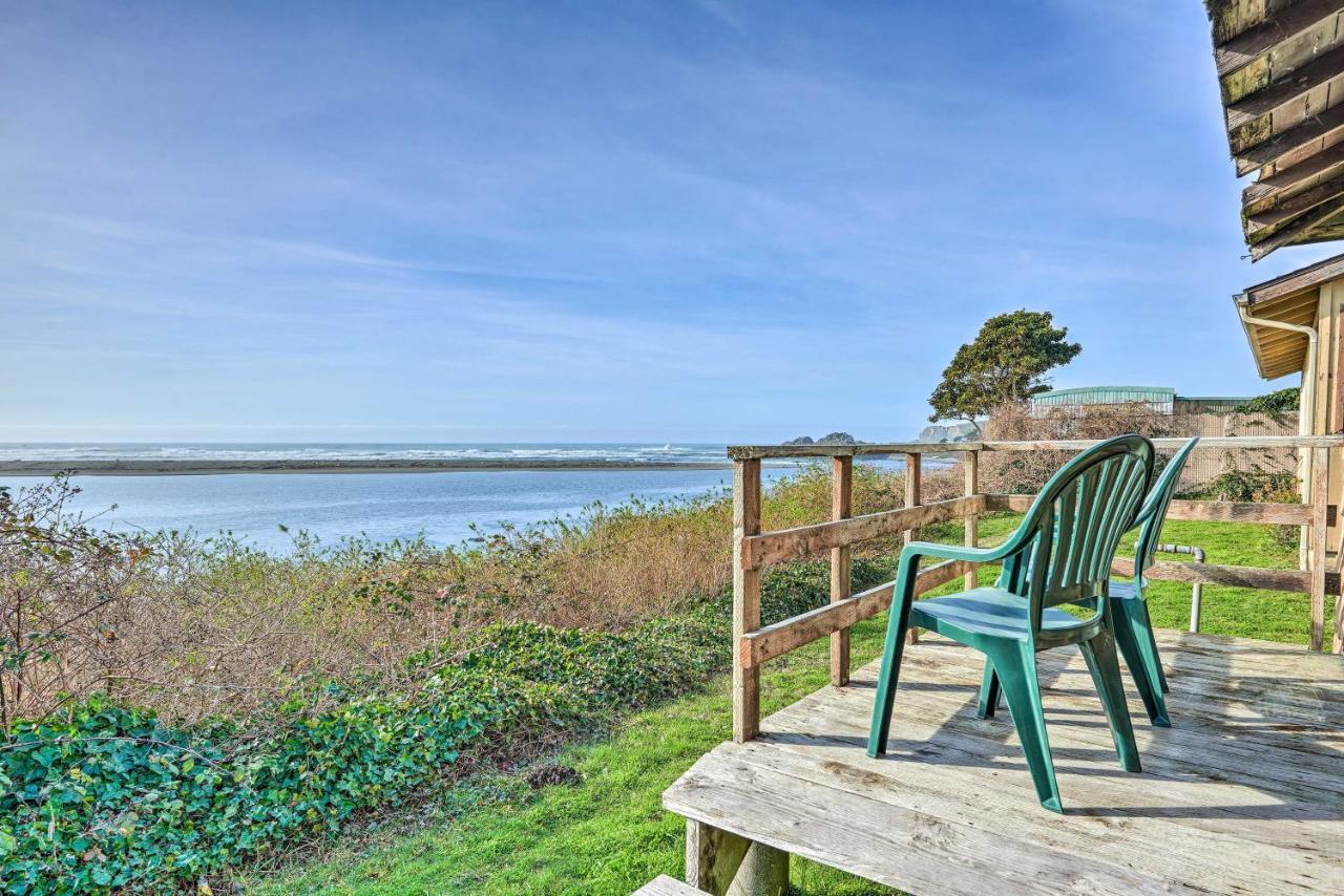 Smith River Vintage Cabin Oceanfront Deck And Views Екстериор снимка