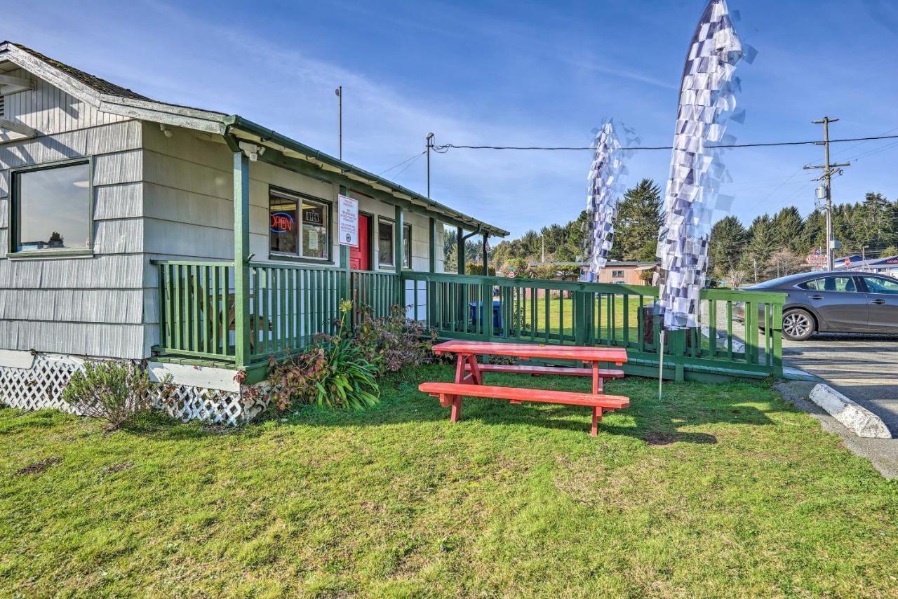 Smith River Vintage Cabin Oceanfront Deck And Views Екстериор снимка