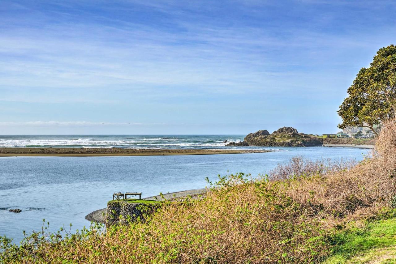 Smith River Vintage Cabin Oceanfront Deck And Views Екстериор снимка