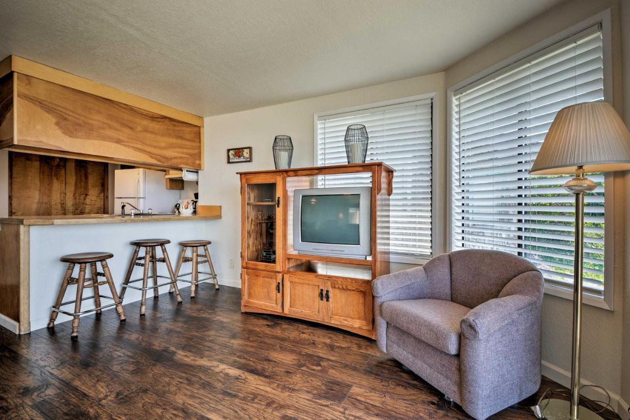 Smith River Vintage Cabin Oceanfront Deck And Views Екстериор снимка